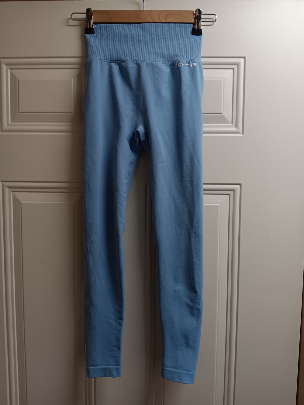 Dfyne Women’s Light Blue High-Waist Active Leggings